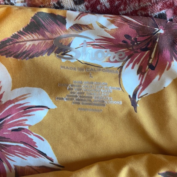 SHORE Swimsuit - Picture 3 of 4